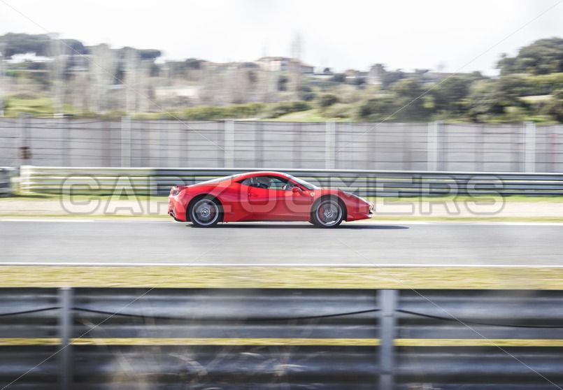 Ferrari 458 - CarZoomers