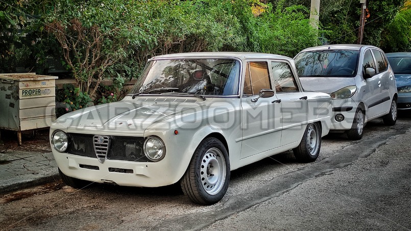 Alfa Romeo Giulia TI in Greece - Carzoomers