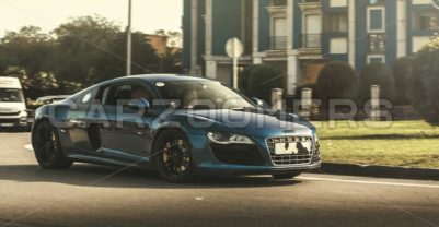 Audi R8 - CarZoomers