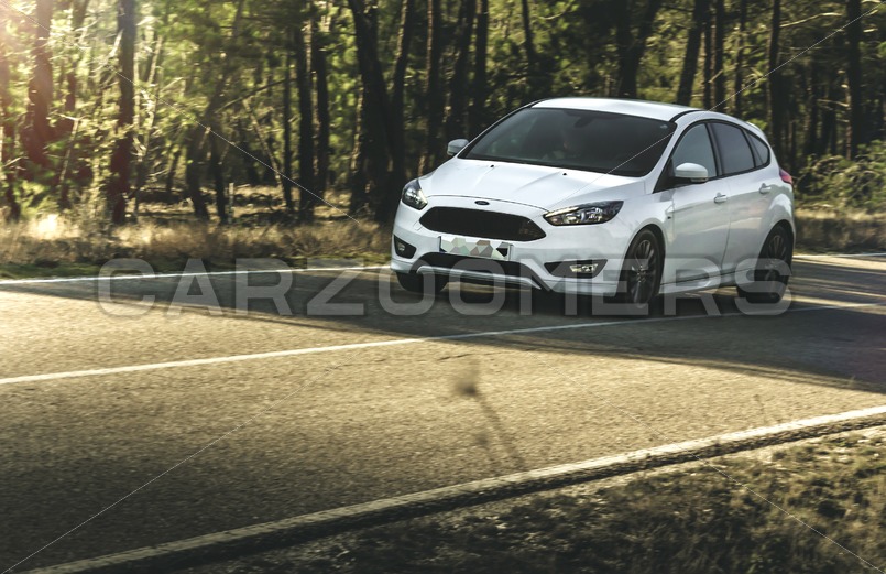 Ford Focus - CarZoomers