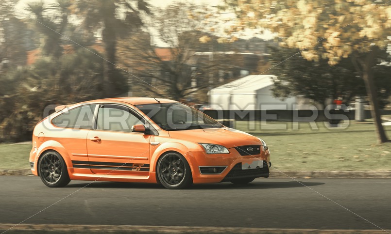 Ford Focus ST - CarZoomers