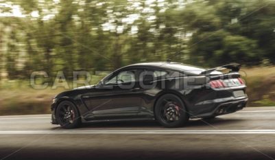 Ford Mustang GT350 - Carzoomers