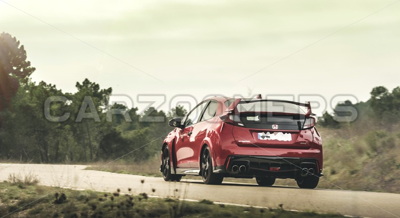 Honda Civic Type R - CarZoomers