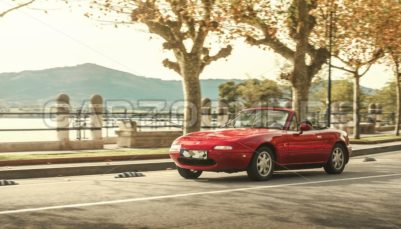 Mazda Mx5 - Caroomers