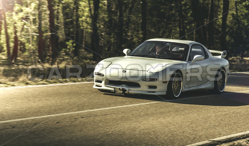 Mazda Rx7 - CarZoomers