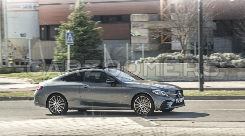 Mercedes-Benz C220d coupe - CarZoomers