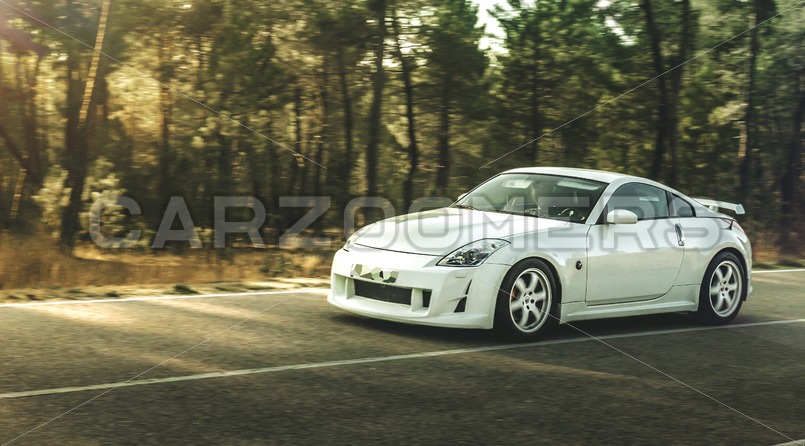 Nissan 350z - CarZoomers