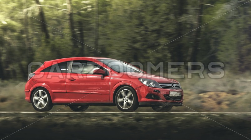 Opel Astra - CarZoomers