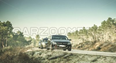 Opel Astra GTC - CarZoomers