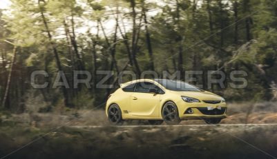 Opel Astra Gtc - Caroomers