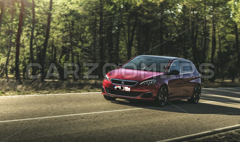 Peugeot 308 GTI - CarZoomers