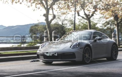 Porsche 911 992 - CarZoomers