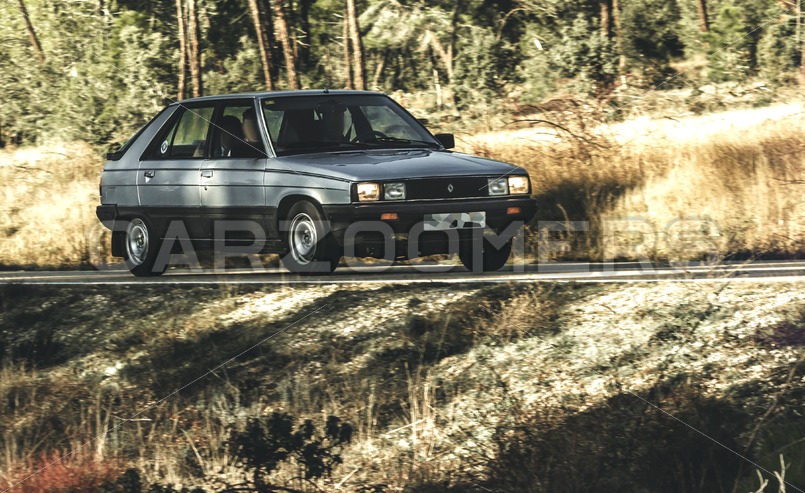Renault 11 - CarZoomers