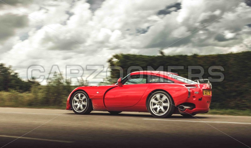 TVR Sagaris - Carzoomers