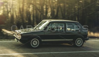 Volkswagen Golf GTI - Carzocers